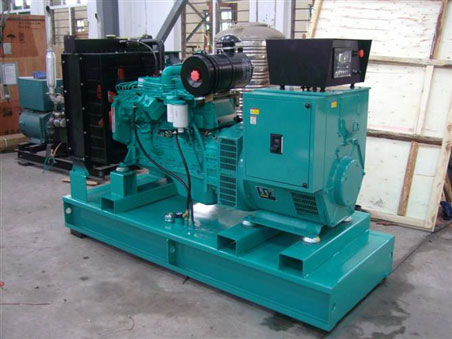 阜康200kw康明斯柴油发电机组图片 阜康200kw康明斯柴油发电机组图片